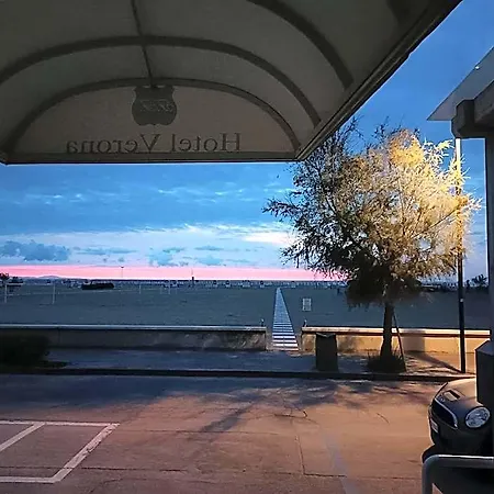 Verona Ξενοδοχείο Καόρλε